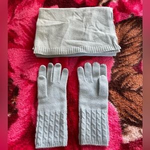 Cashmere Blue colored scarf and gloves